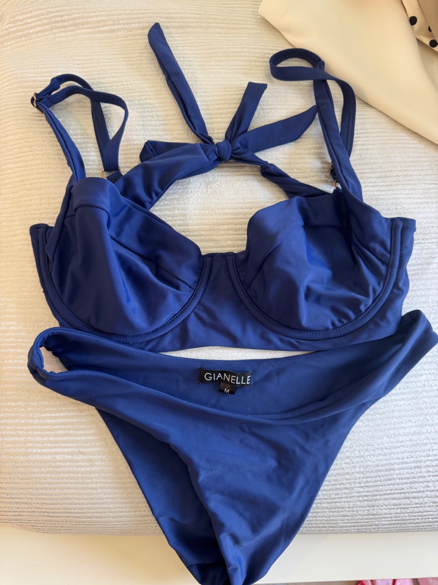 Bikini bundles