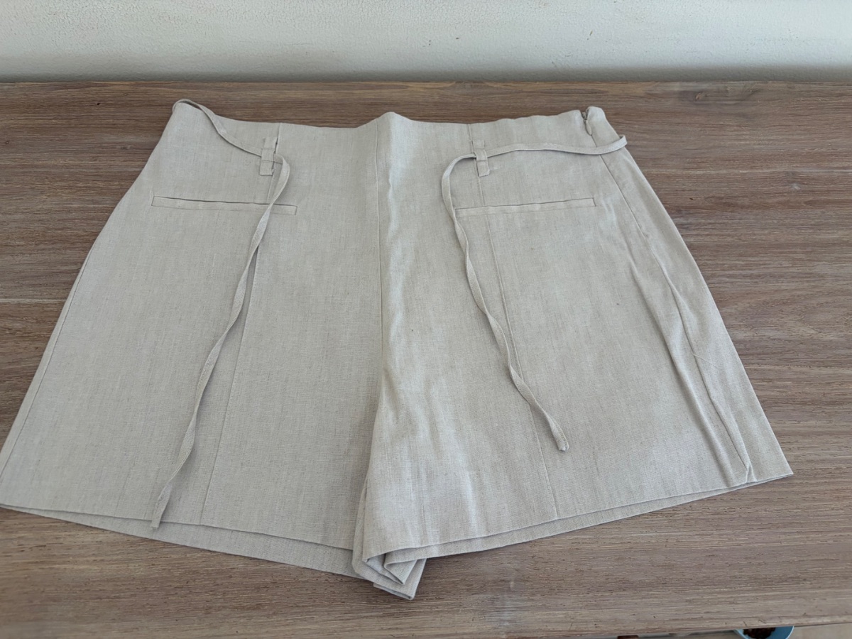 Mango Beige linen shorts