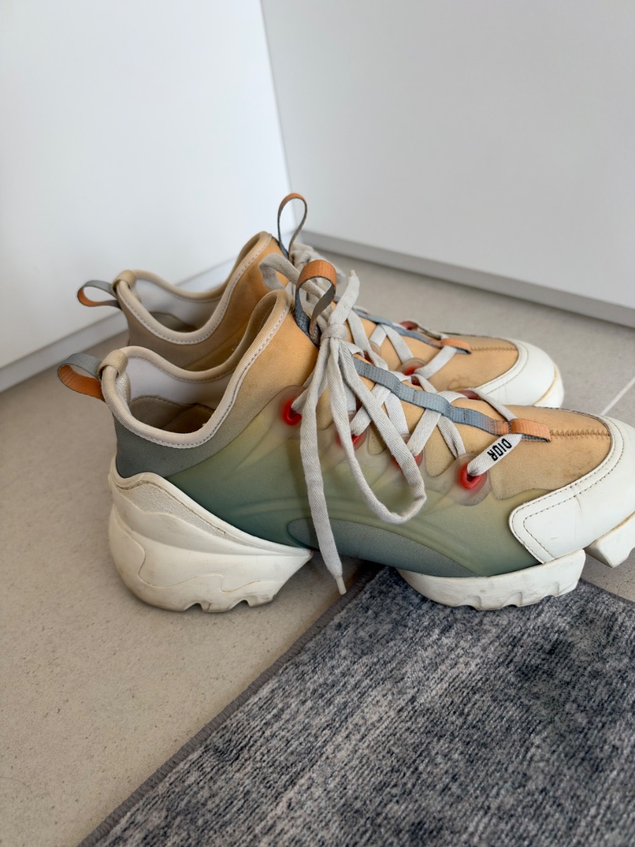 Dior D-Connect Sneaker in the Multicolor Dioraura Gradient | Size 38 photo 2