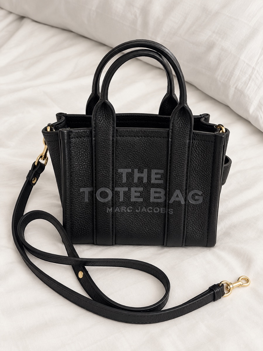 Marc Jacobs The tote bag