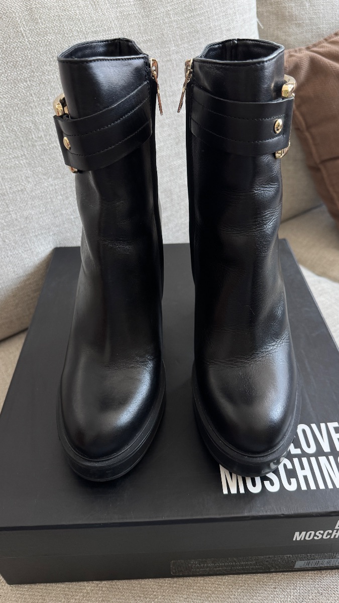 Love Moschino Boots photo 2