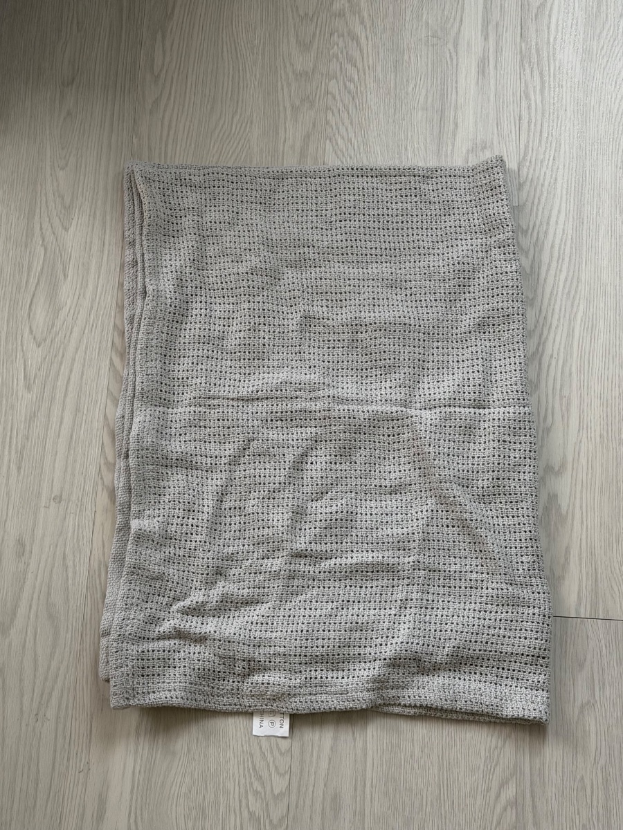 Grey breathable cotton blanket
