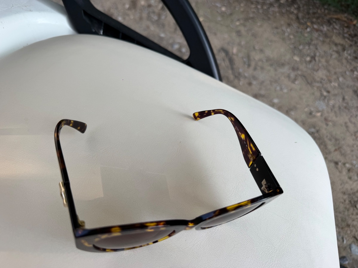 Longchamp sunglasses photo 3