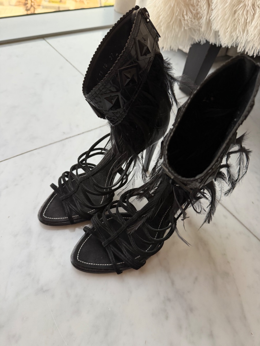 Christian Dior runway New heels photo 2