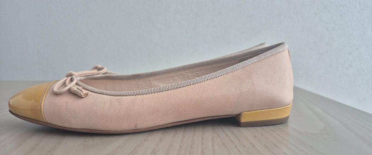 Prada Two-Tone Cap Toe Ballerina Flats Beige and Mustard Yellow Leather photo 2