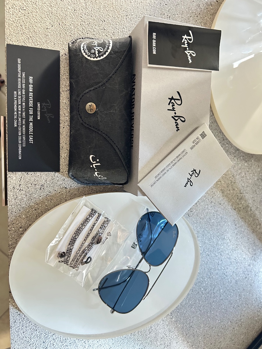Limited edition: NEW Ray-Ban Reverse sunglasses with chains photo 3