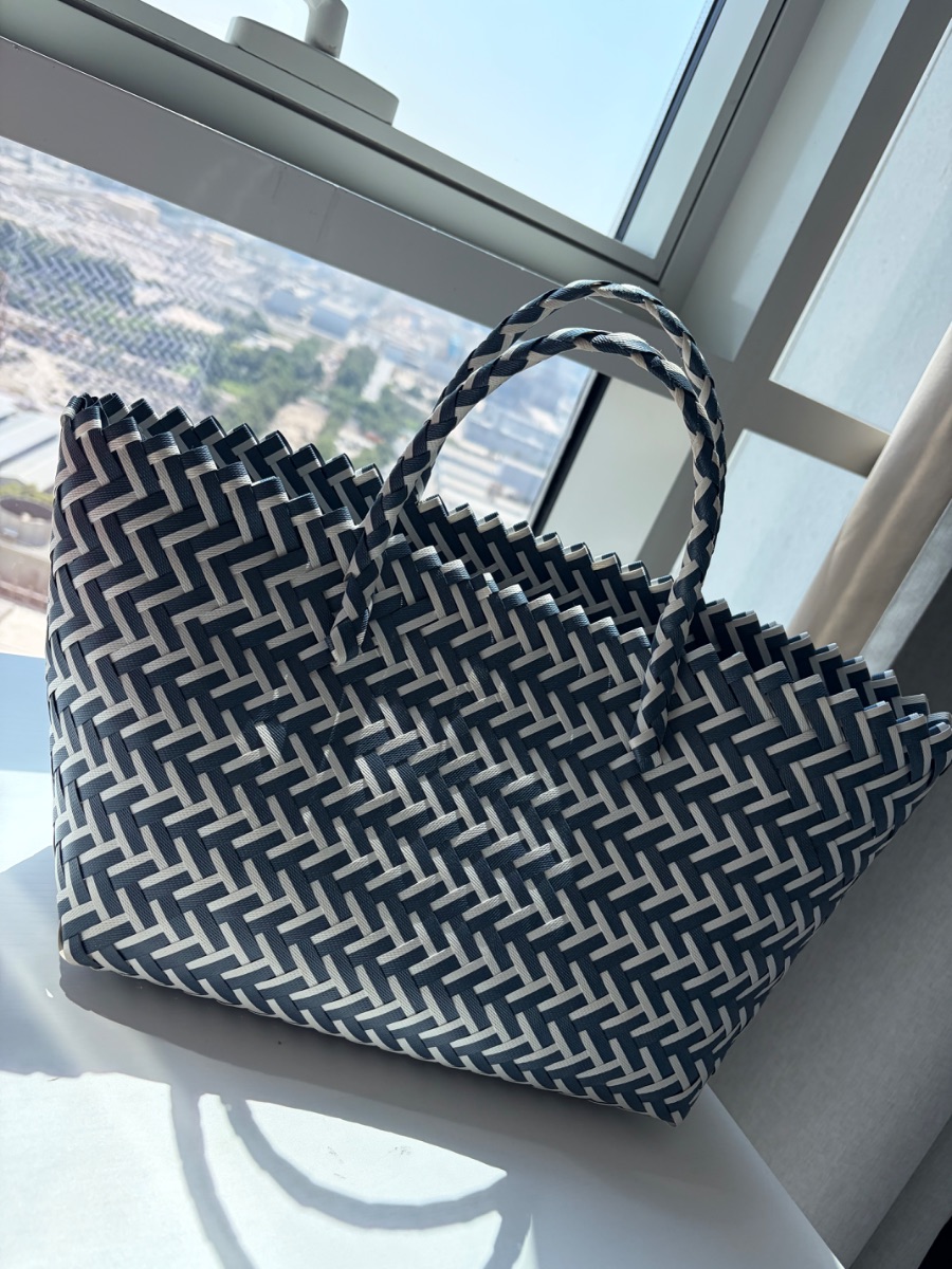 Woven beach bag