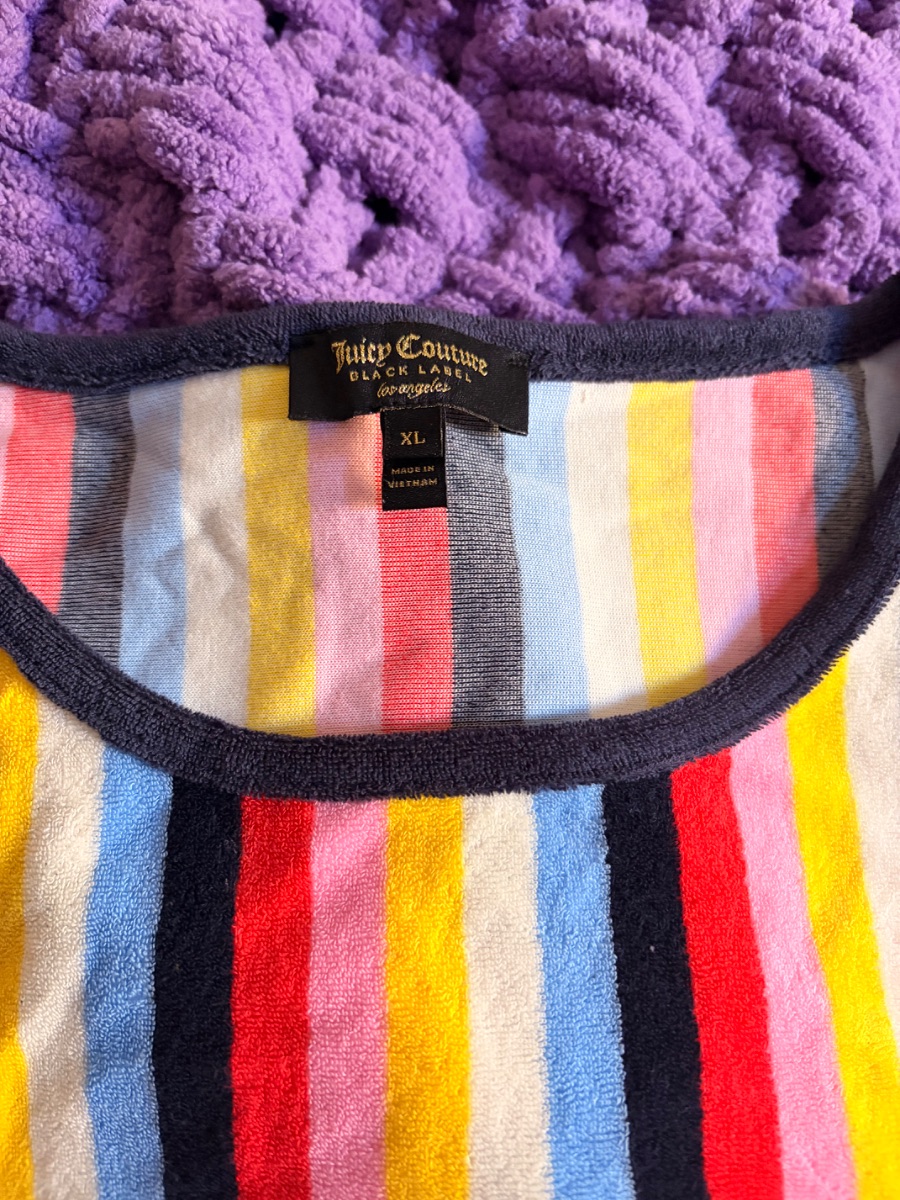 Juicy couture vest style top photo 2