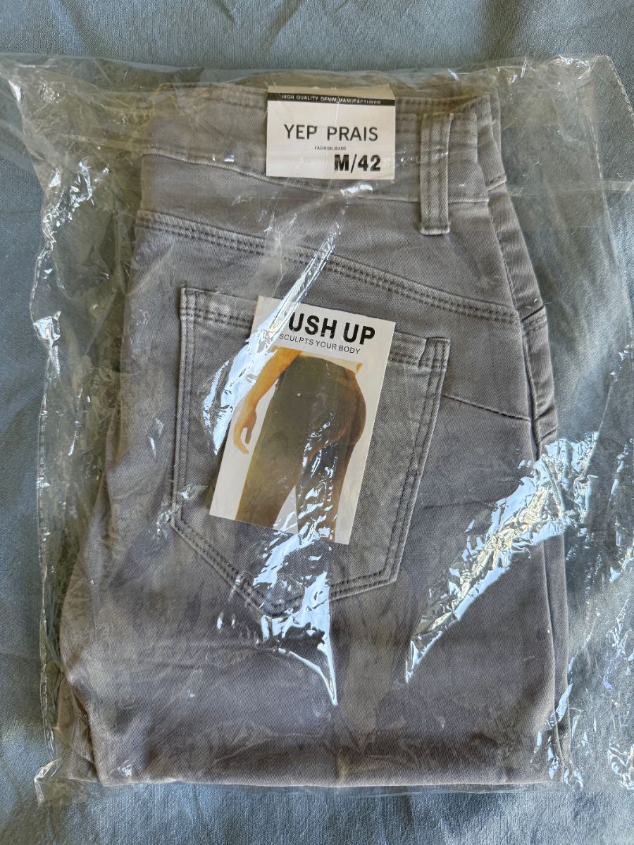 Light Grey Jeans Push Up Jeans UK14 / EUR42