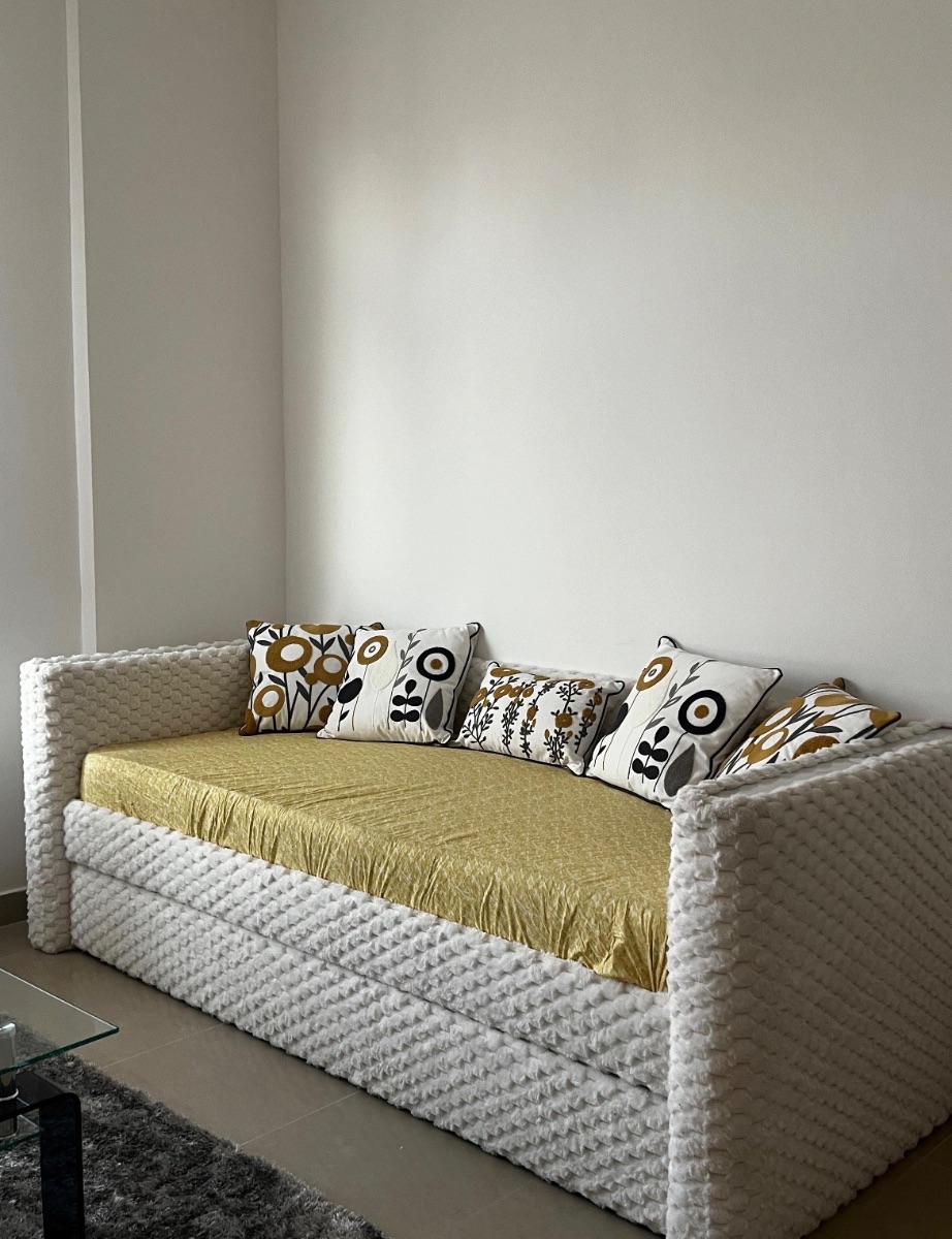 Pan Home Daybed with 2 mattresses