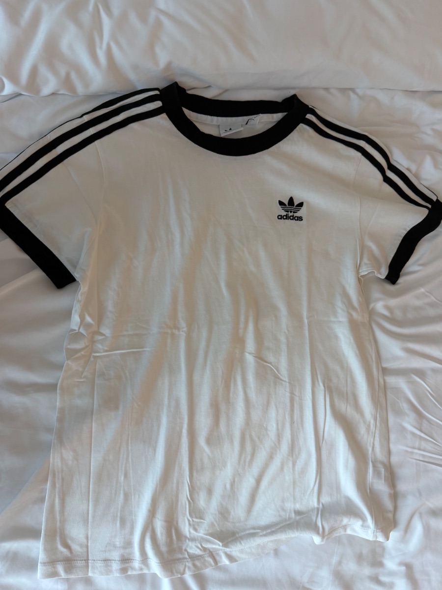 Adidas original three stripe t shirt