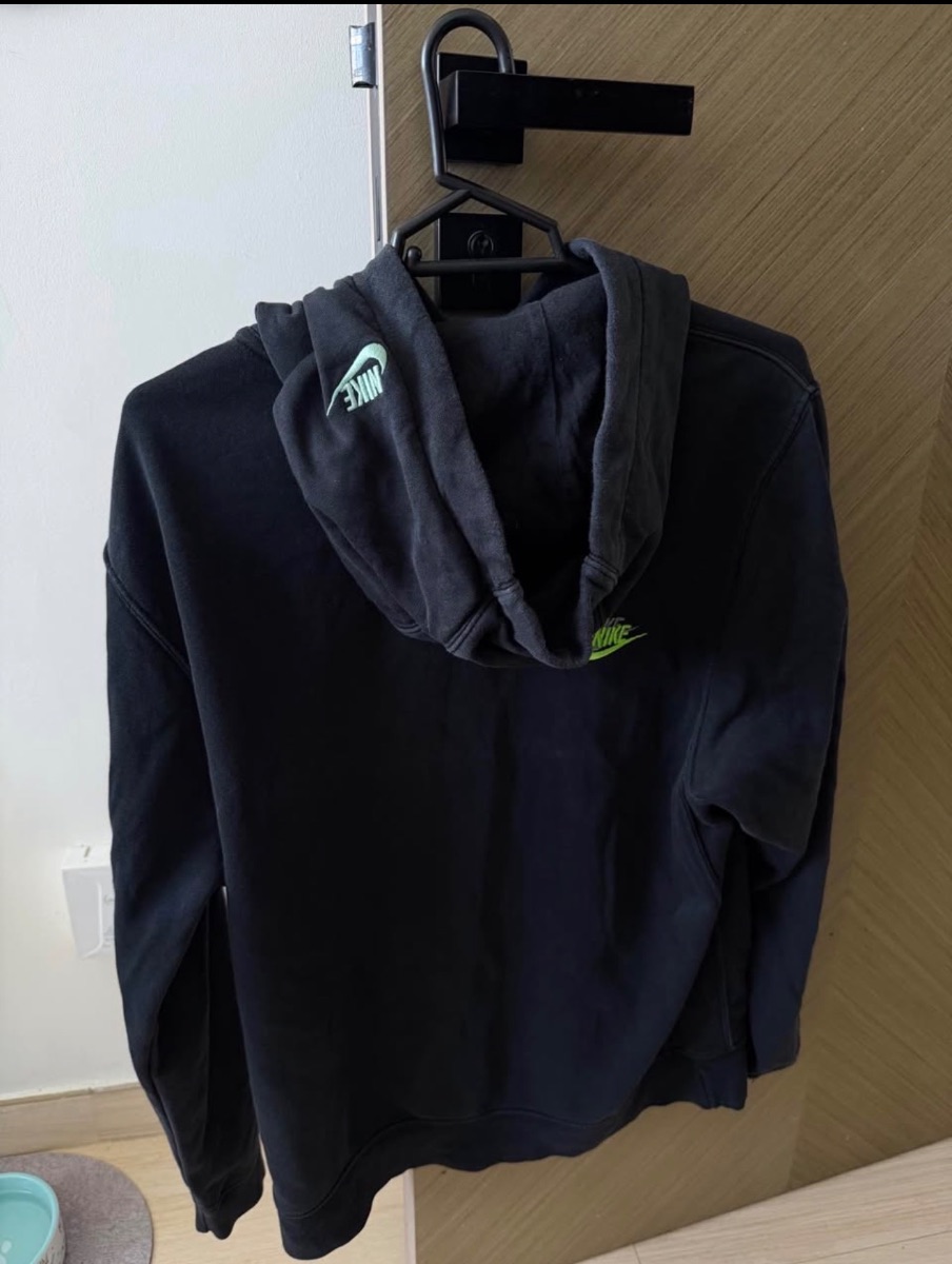 Nike Hoodie photo 2