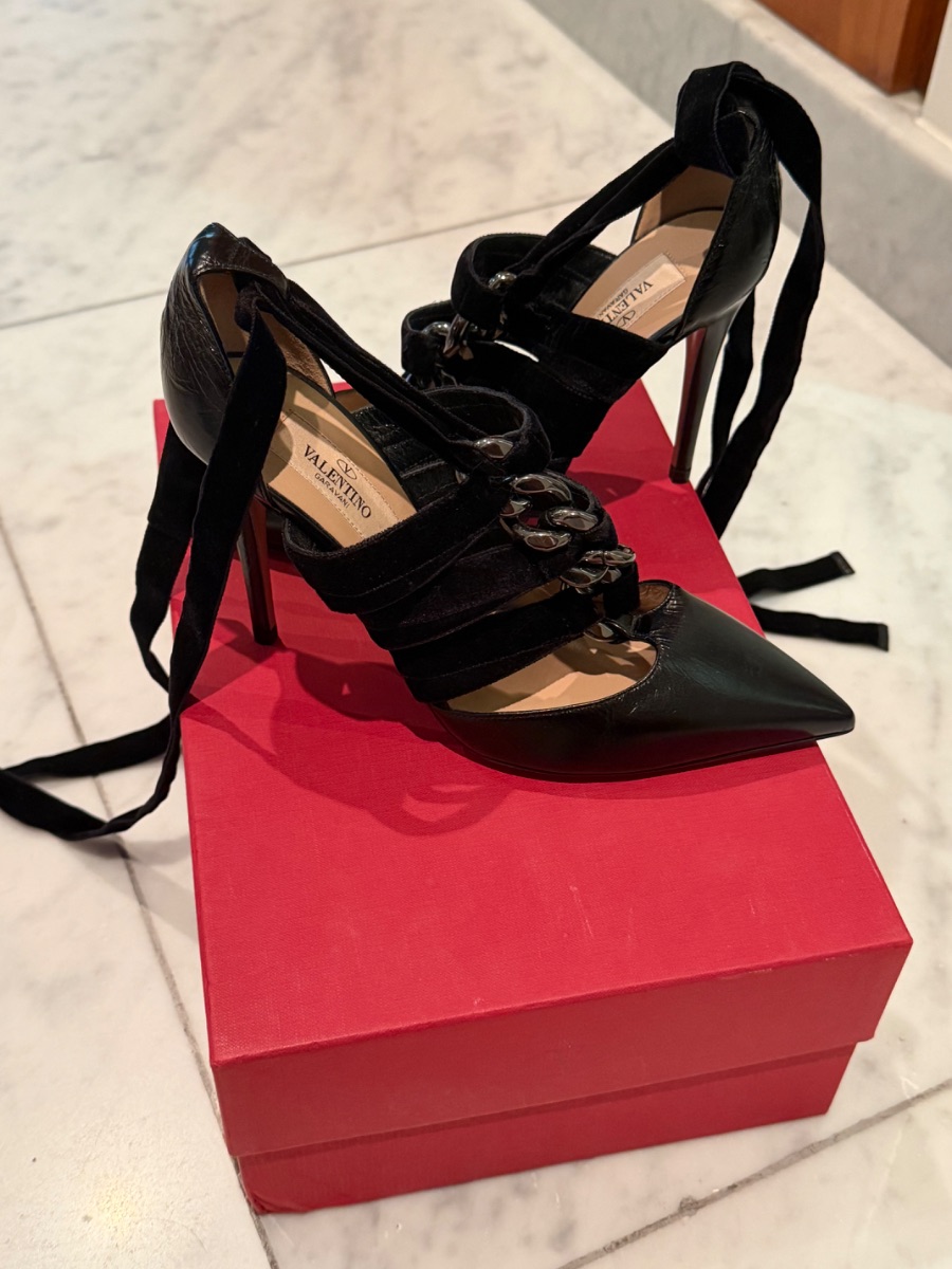 Valentino new classic stiletto pumps