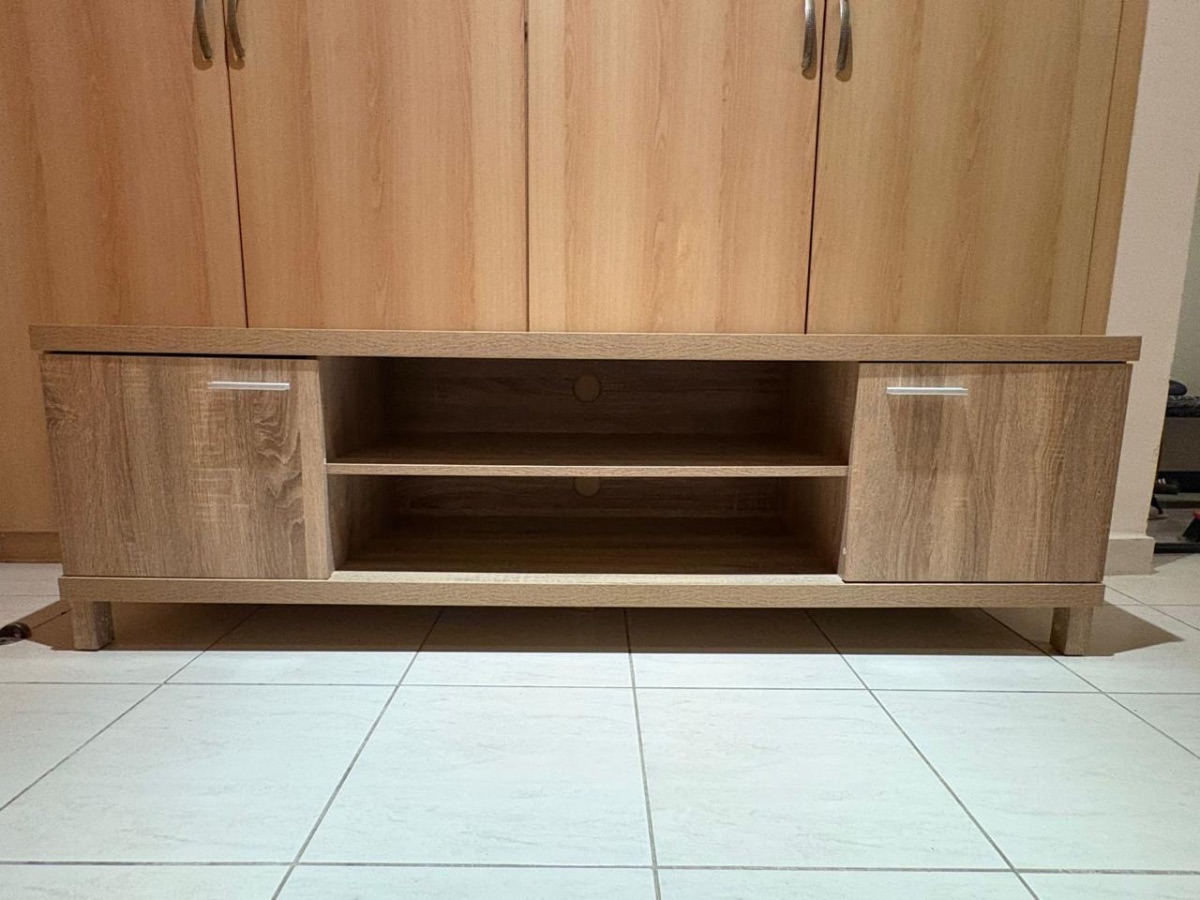 Tv table