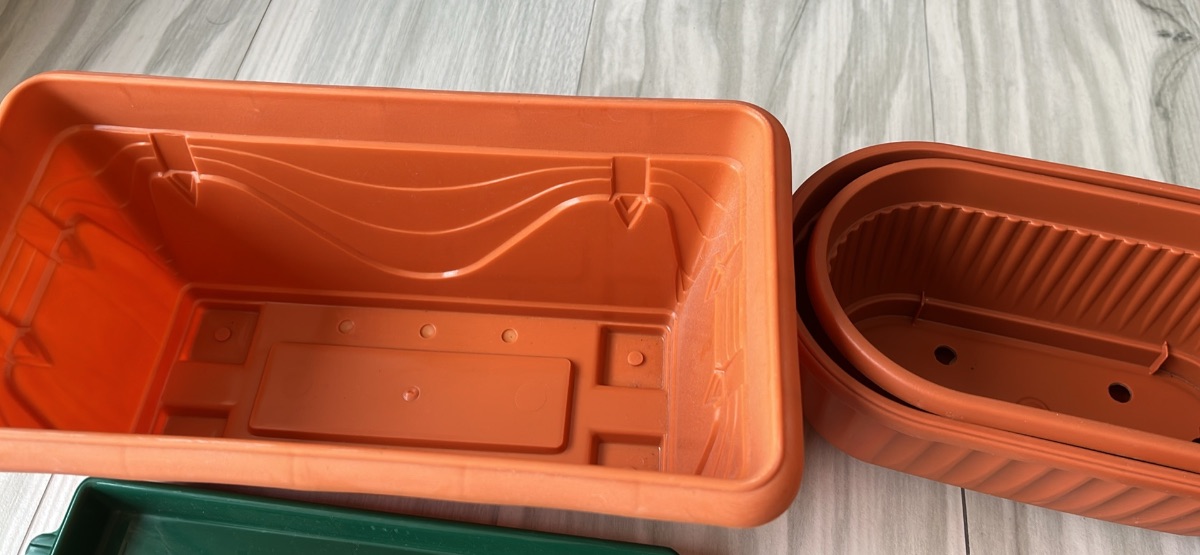 Multiple Plant pots brand new ACE store photo 3
