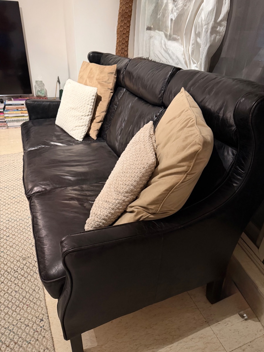 Three seaters marina home leather couch photo 2