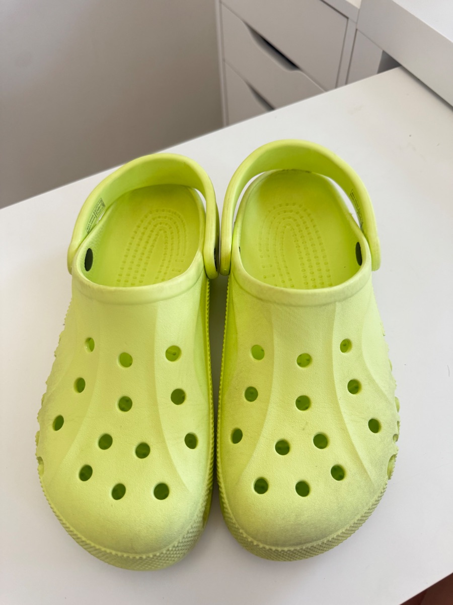 Crocs