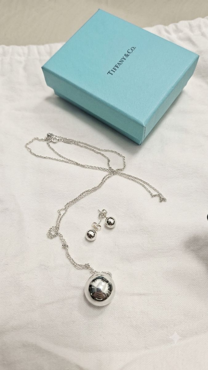 Tiffany & Co. HardWear ball pendant necklace and matching earrings