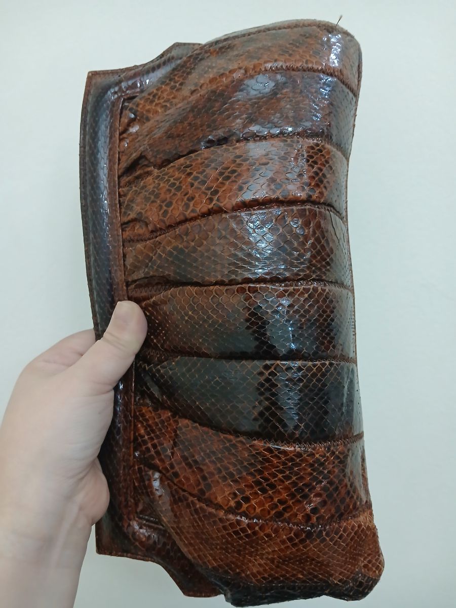 Phython clutch photo 3