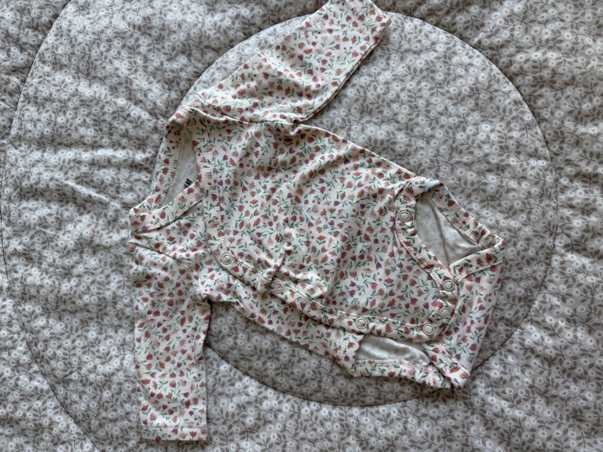 H&M Long sleeve vests photo 2