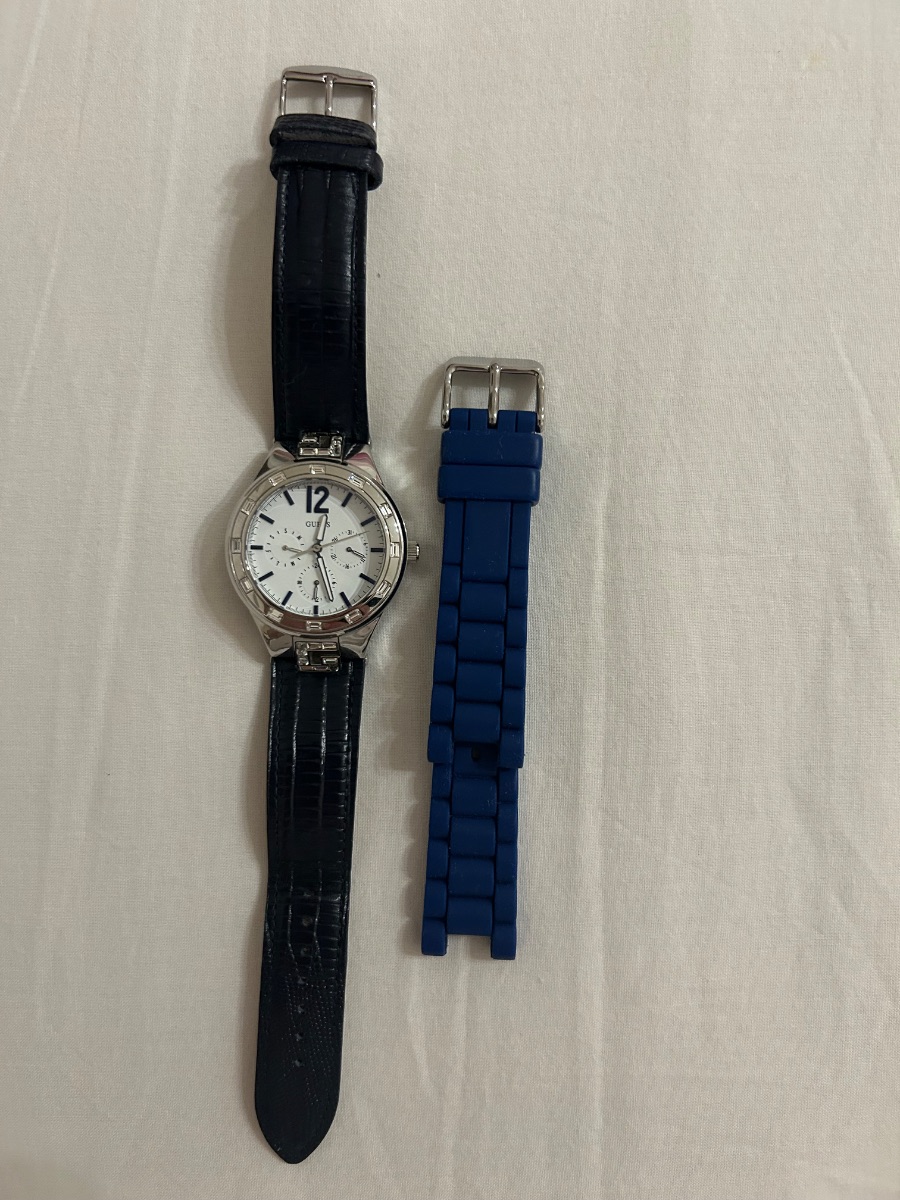 Guess watch photo 2