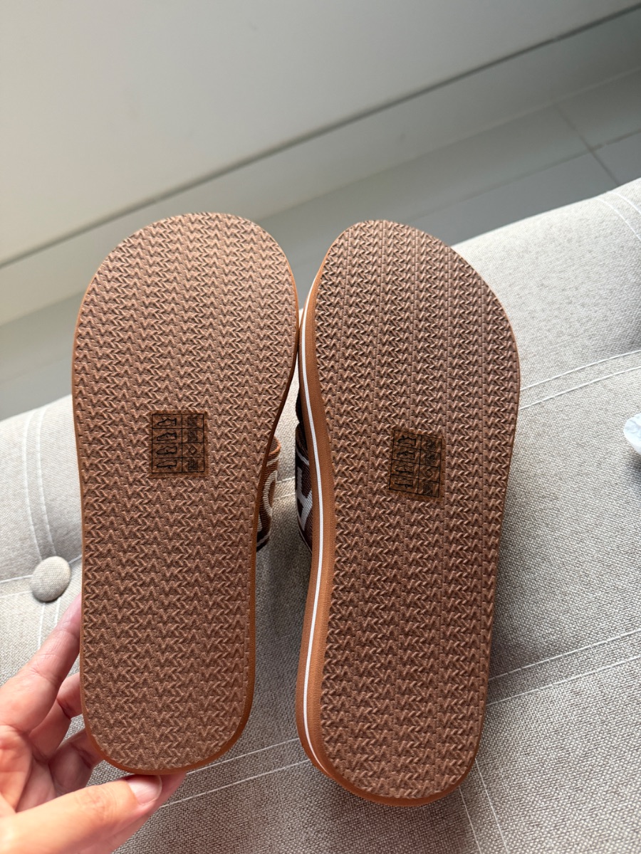 Michael Kors brown sandals photo 2