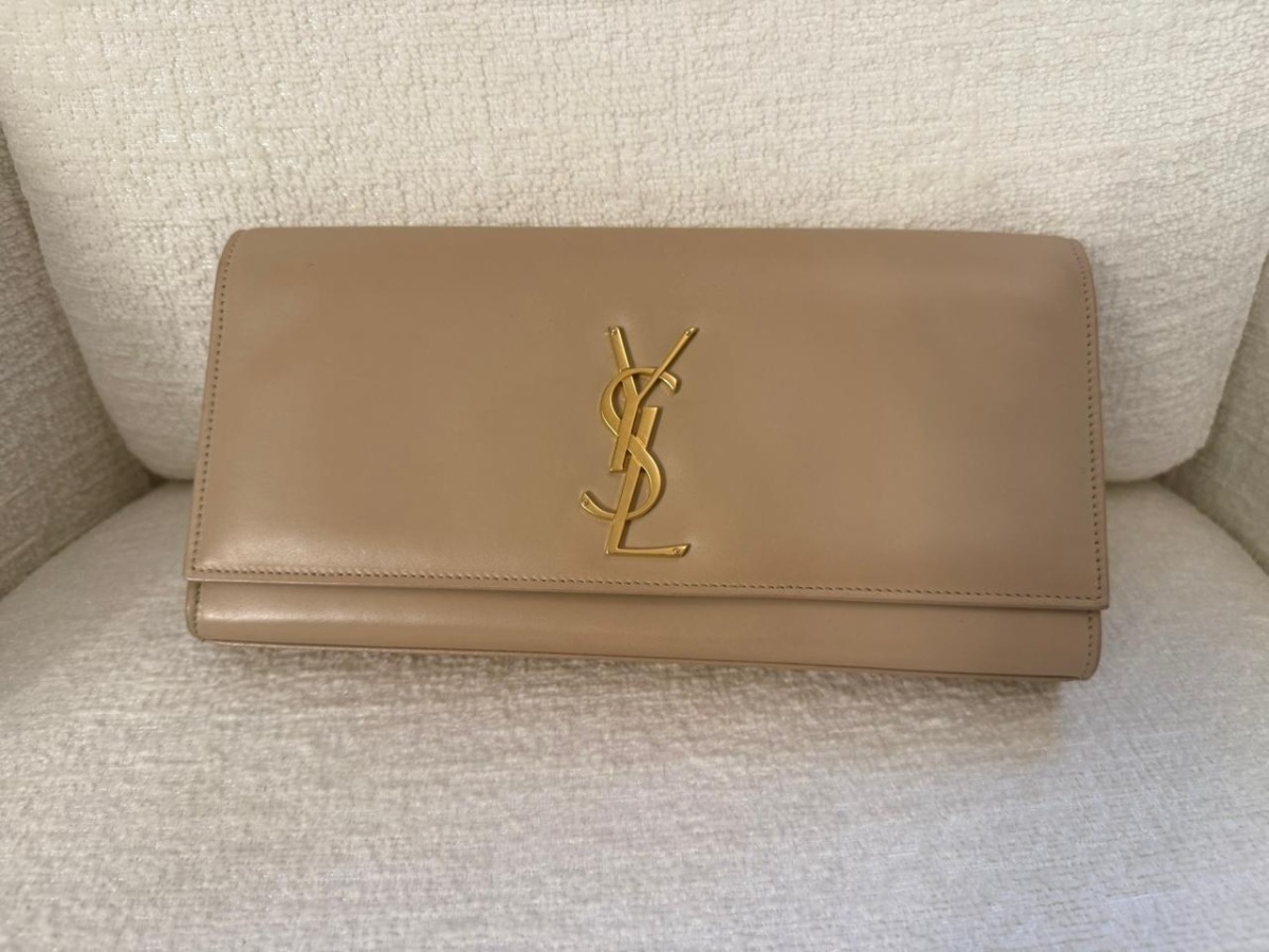 Saint Laurent (YSL) Y-Ligne
