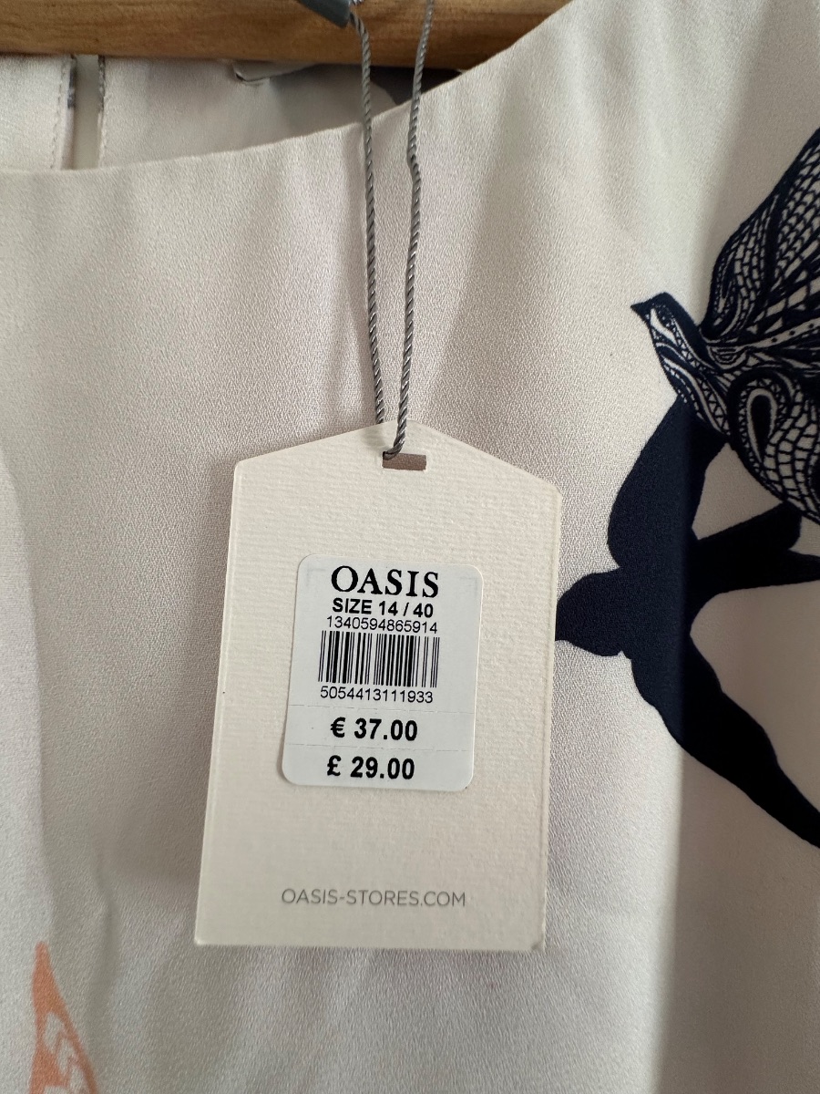 Oasis Short-sleeve ivory blouse photo 2