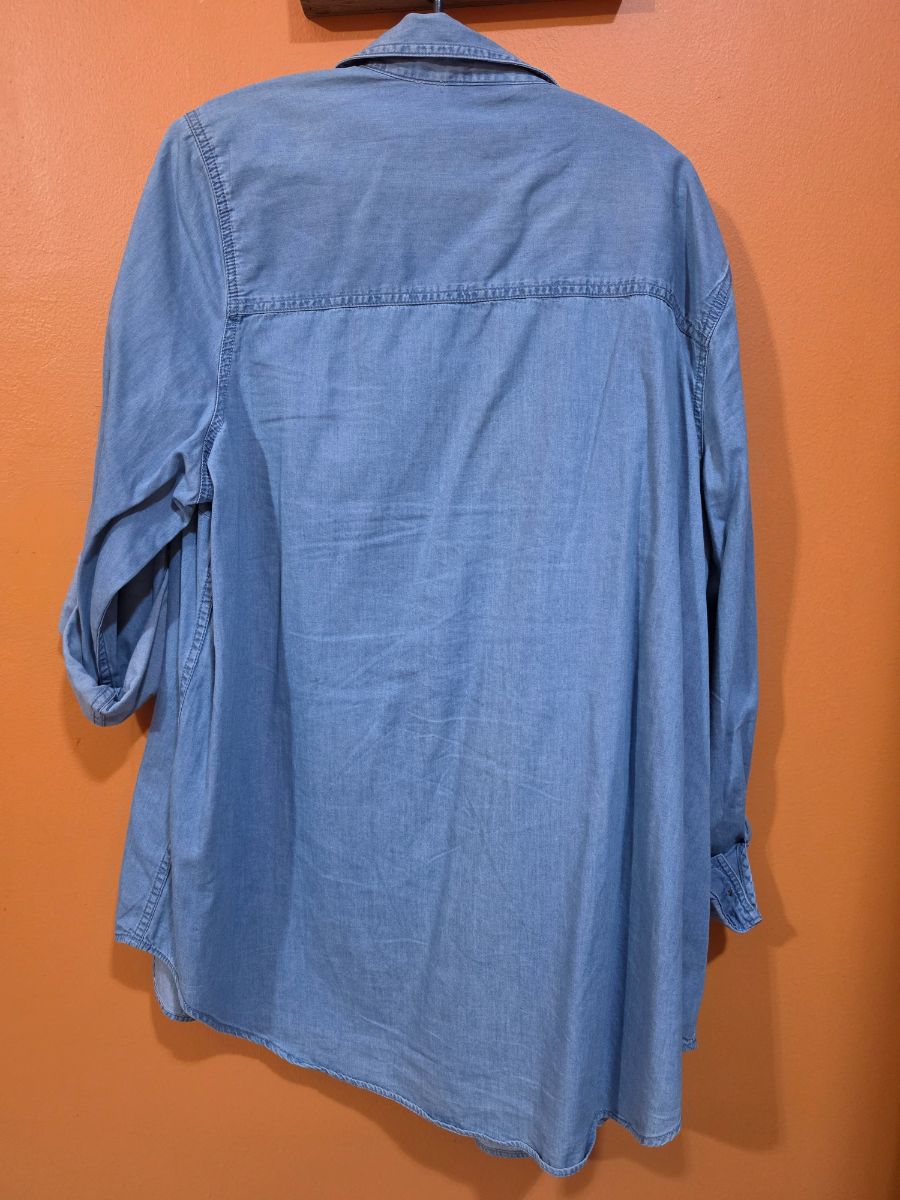 Denim shirt photo 2