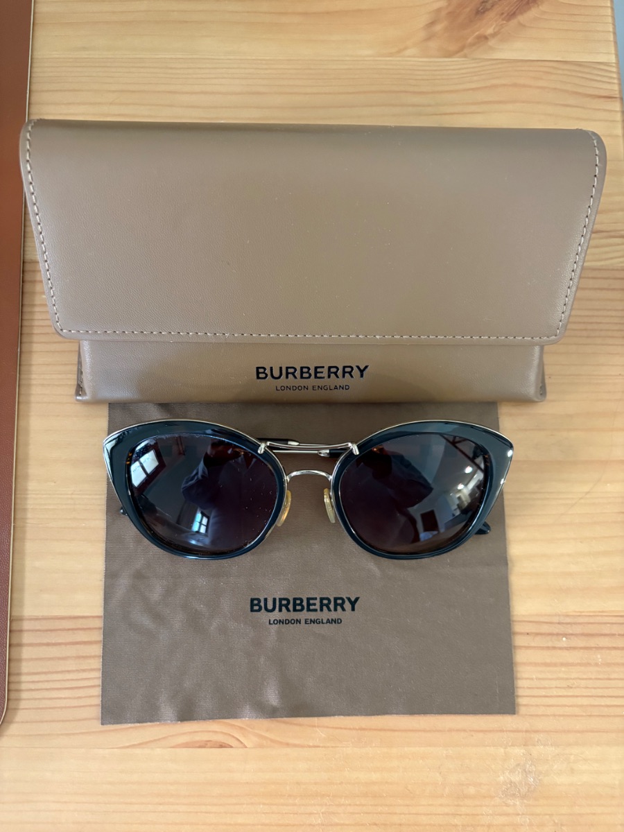 Burberry sunglasses