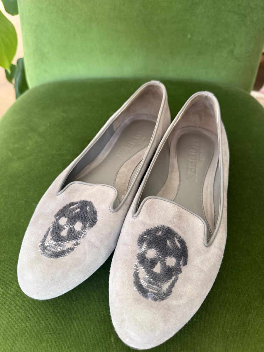 Alexander McQueen grey suede cigarette shoes