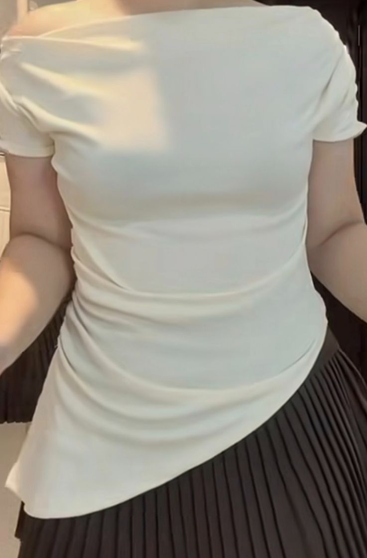 Off-Shoulder Asymmetrical Top