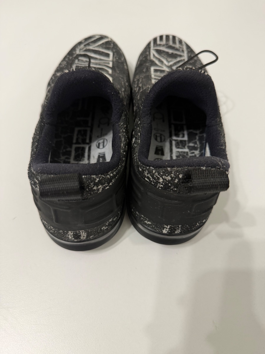 Nike React Metcon in Black/white - Size UK 7/Euro 41 photo 3