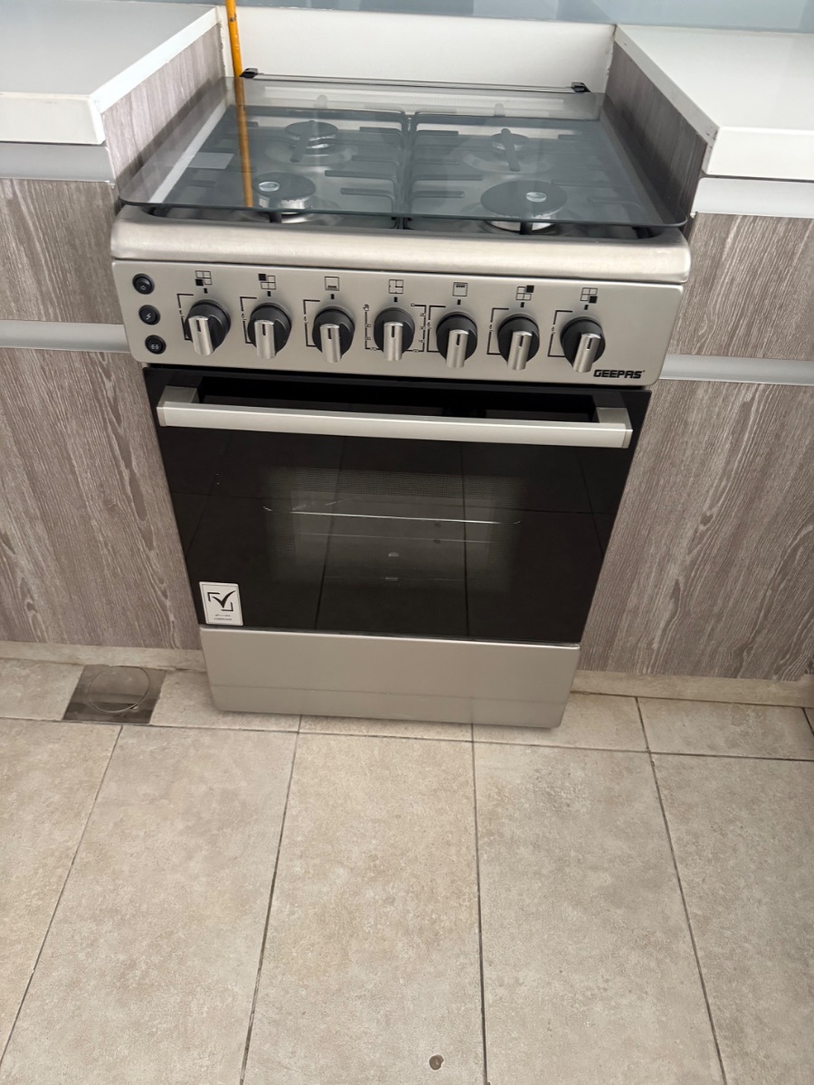 Geepas Gas cooker / oven