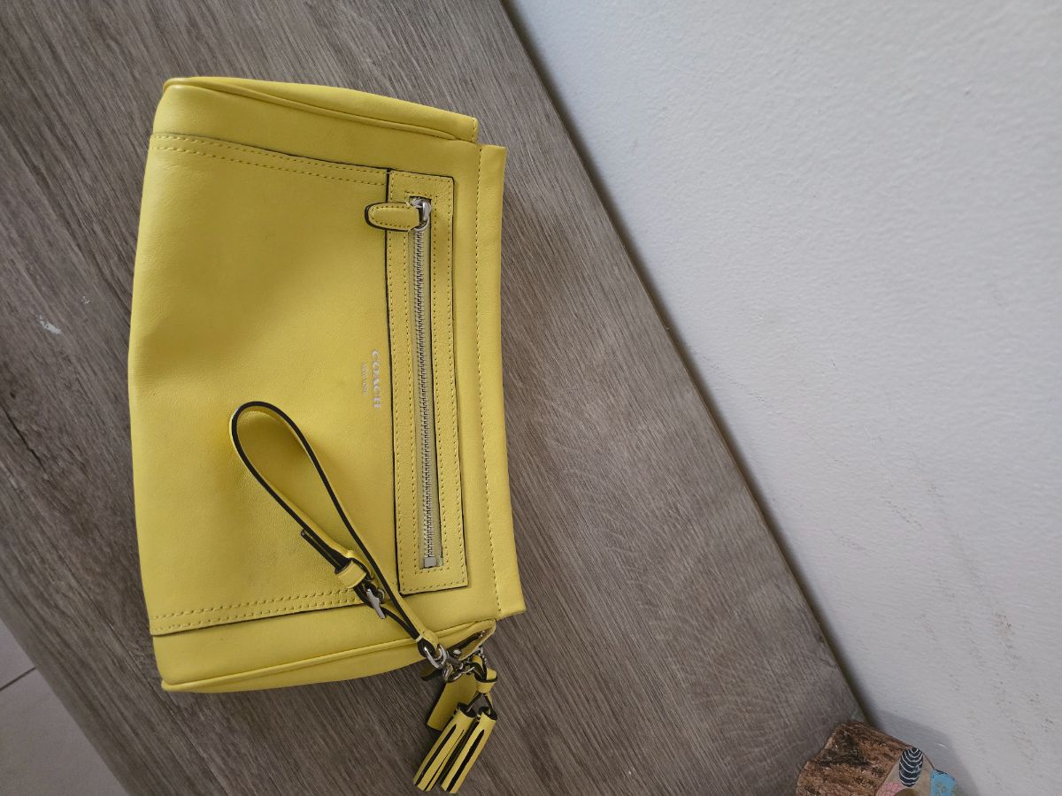 Coach Legacy Leather Clutch Wristlet photo 3