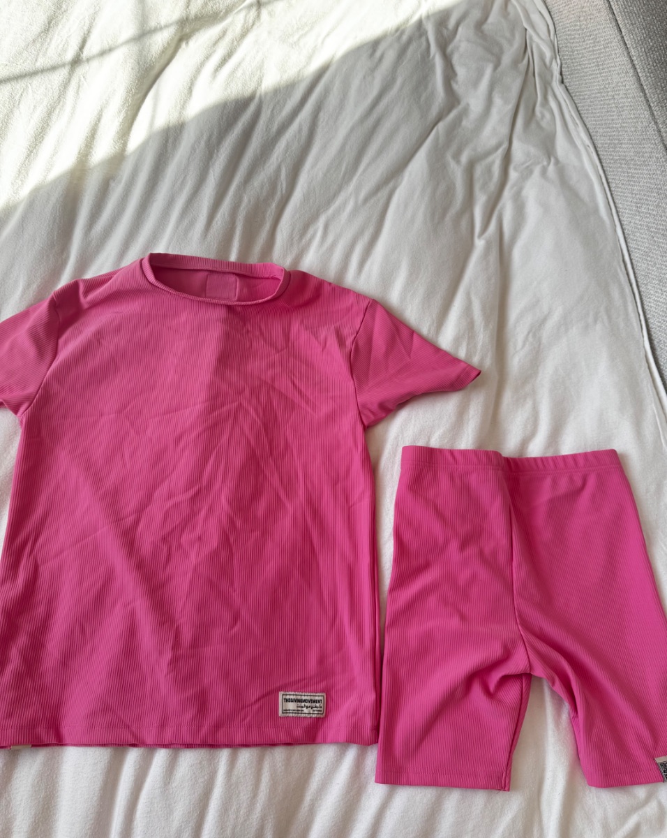 The Giving movement set