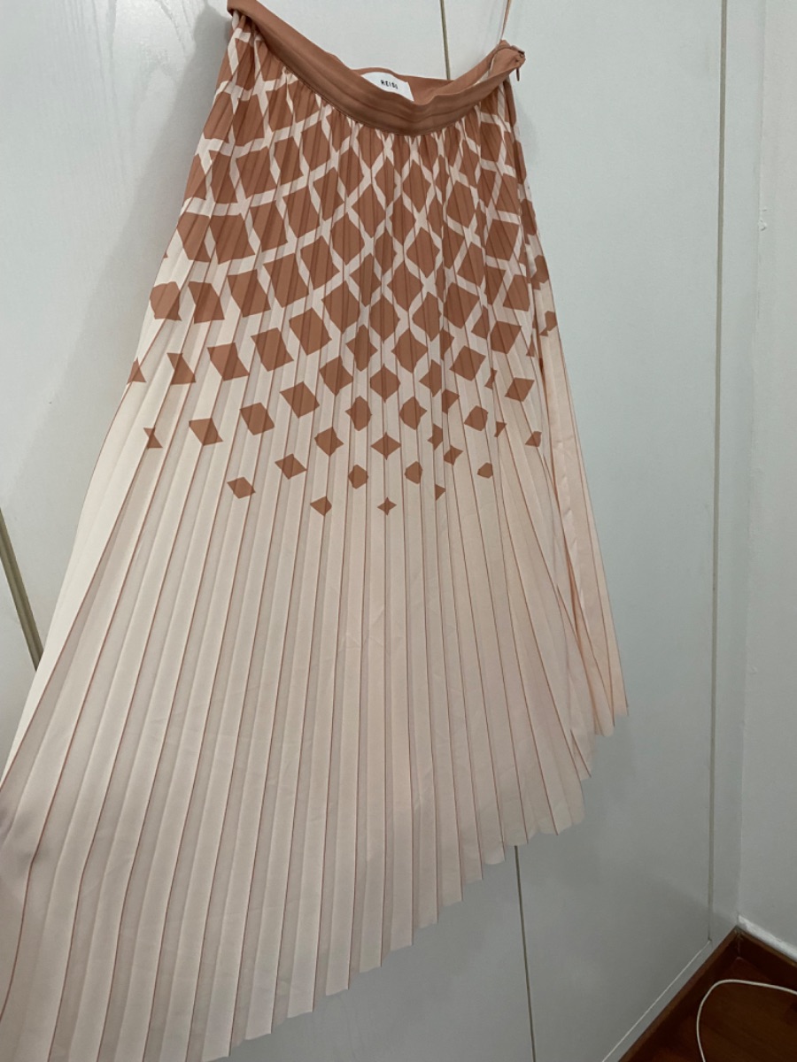 Reiss pleated Skirt