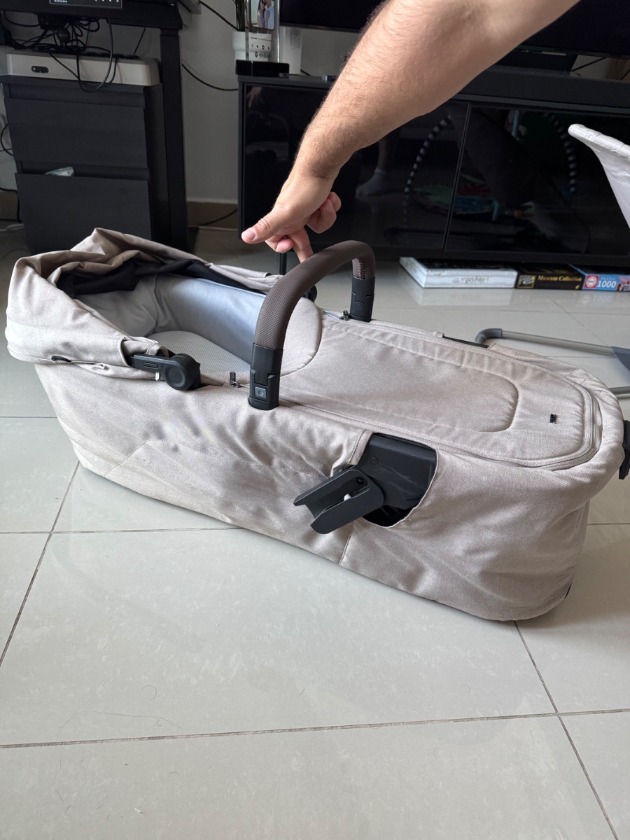 Joolz Aer2 Bassinet photo 2