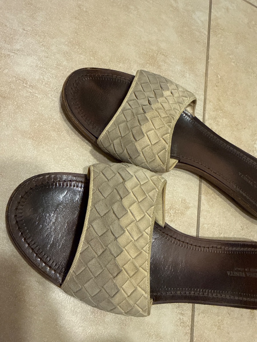 Bottega Veneta slippers photo 3