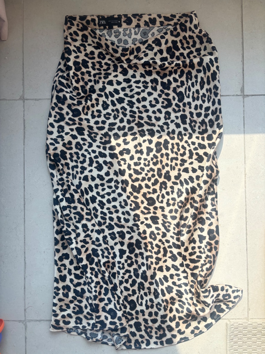 Zara leopard print skirt