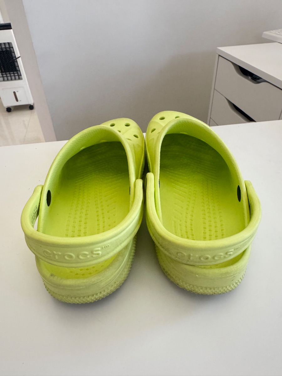 Crocs photo 3