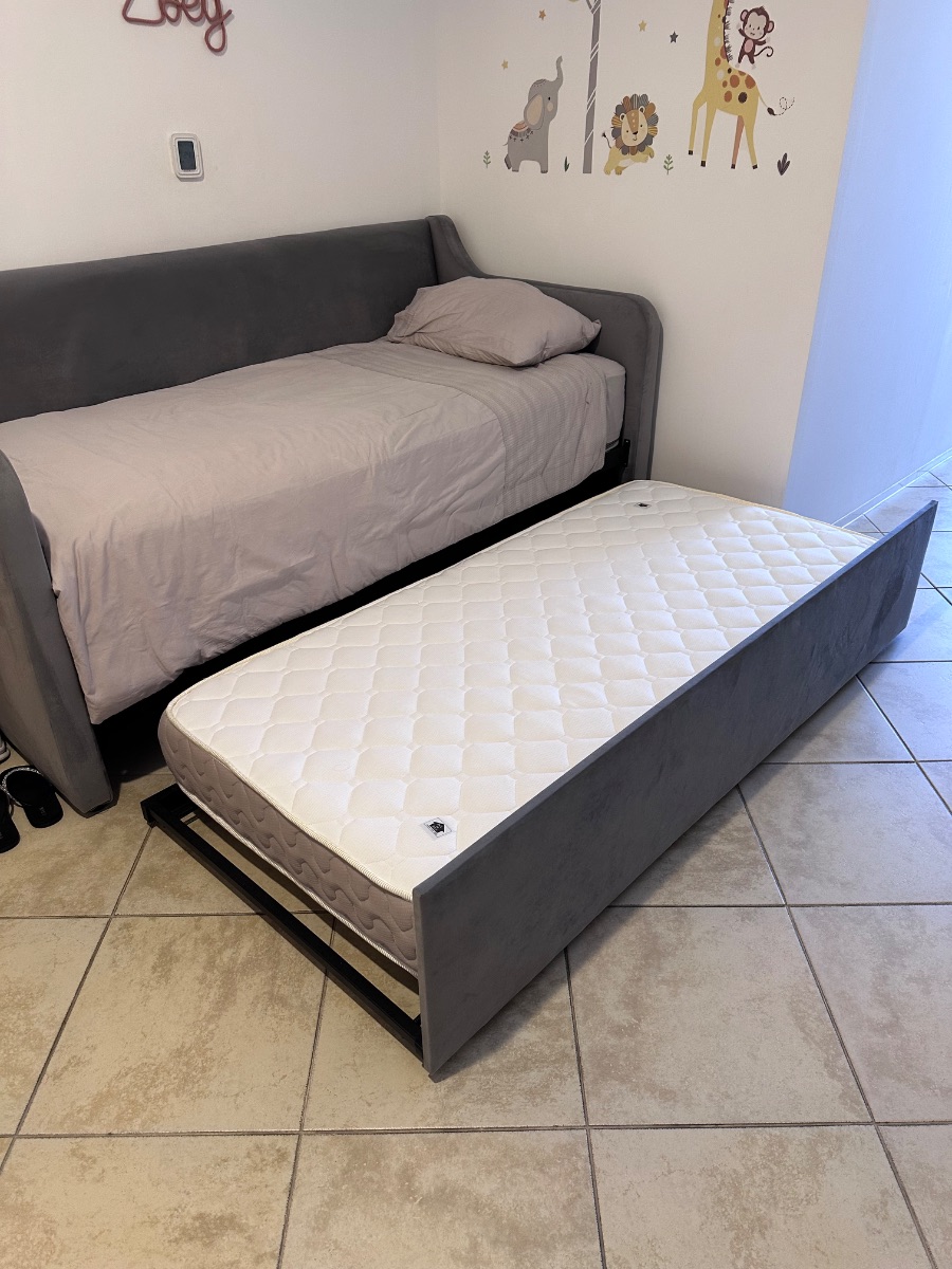 Home Centre Day bed photo 2