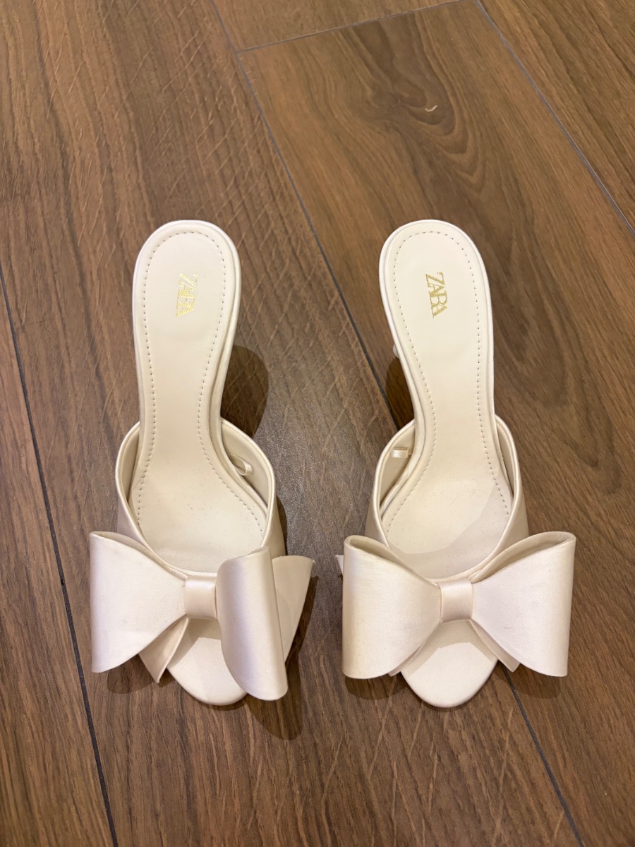 Zara beige bow heels