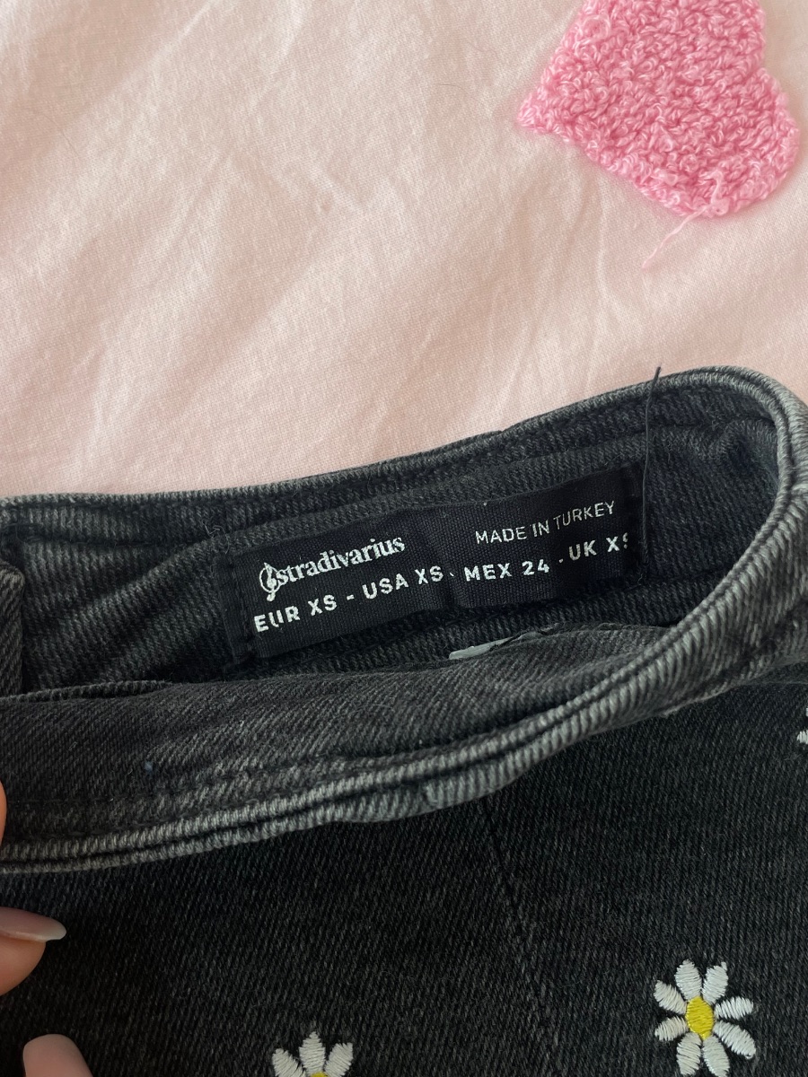 Stradivarius black denim mini skirt photo 2