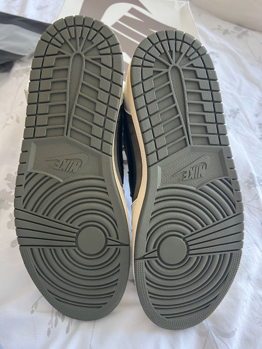 Nike Jordan 1 Low Travis Scott Sneakers US 10 photo 3