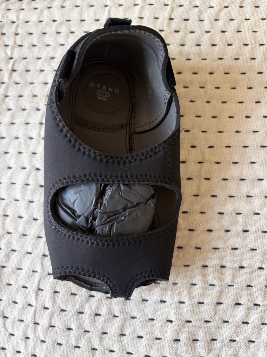 OYSHO Pilates Shoes - New - 38/39 photo 2