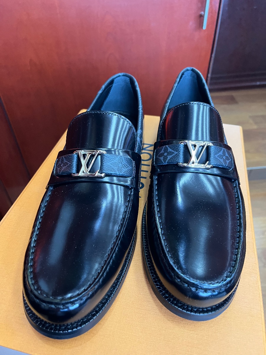 ORIGINAL LOUIS VUITTON MAJOR SHOES photo 3