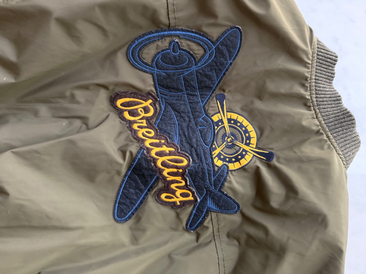 Breitling dark green bomber jacket photo 3
