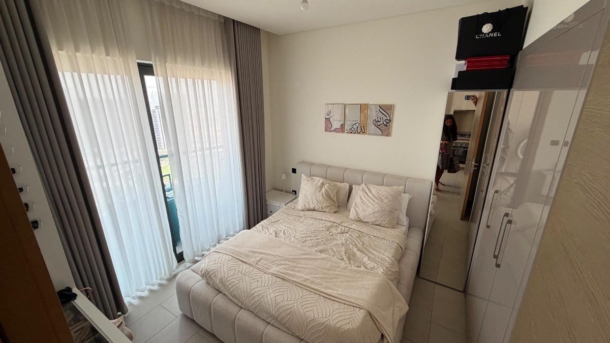 Storage Bed + matress photo 3