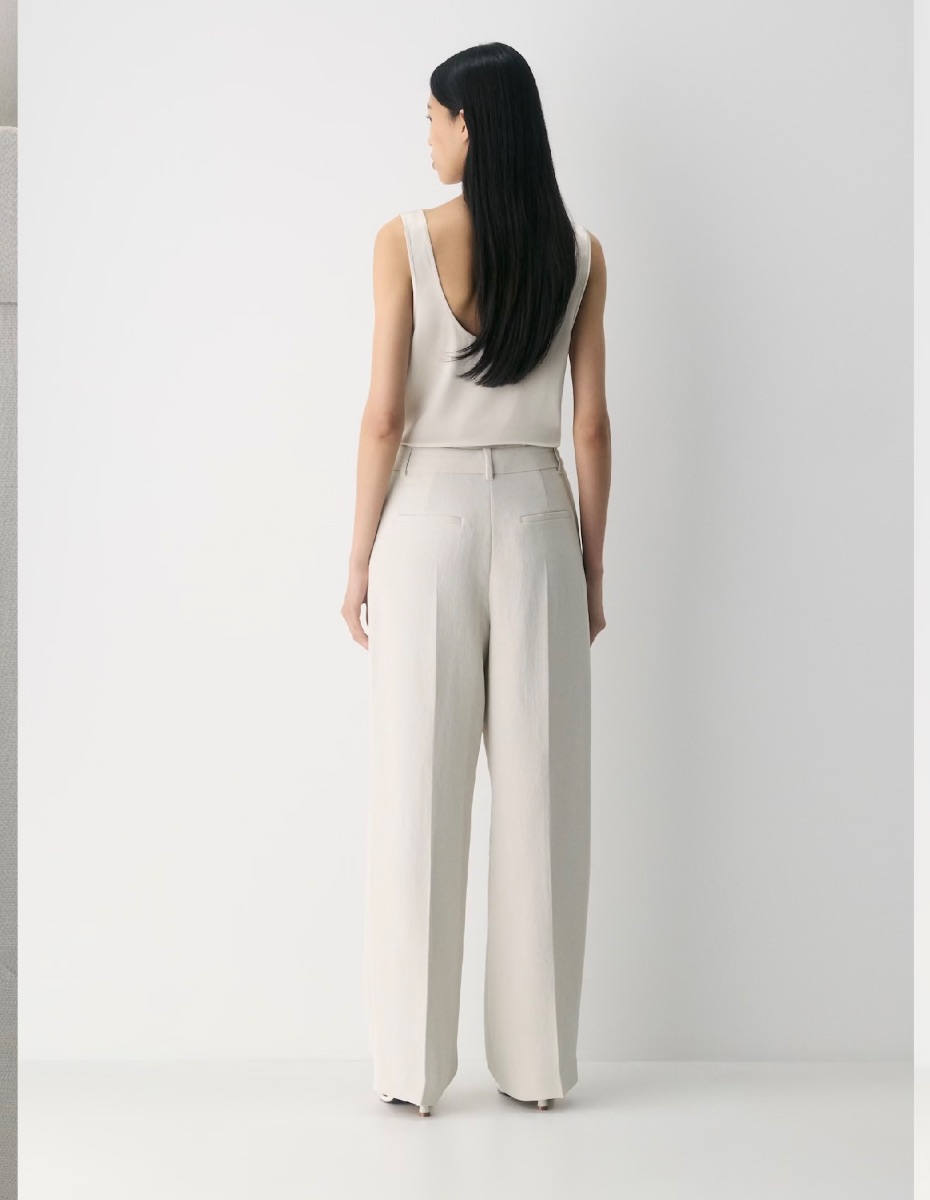 Aritzia Effortless Pant - Light Birch photo 2